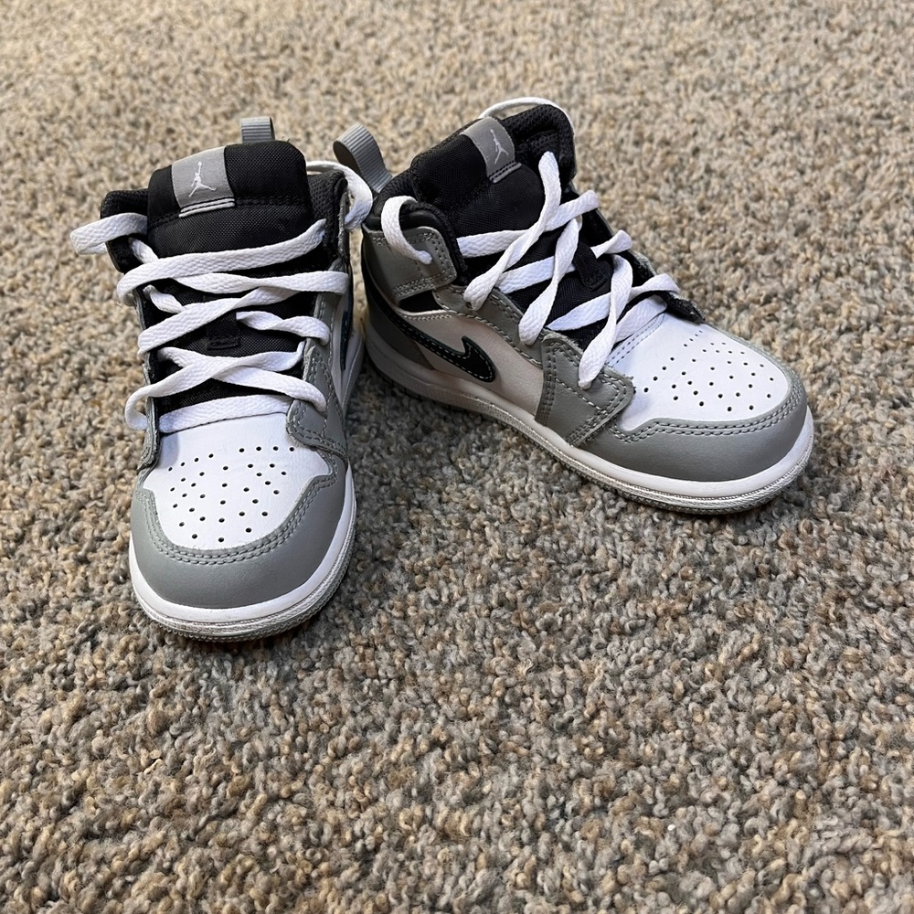 Nike Air Jordan 1